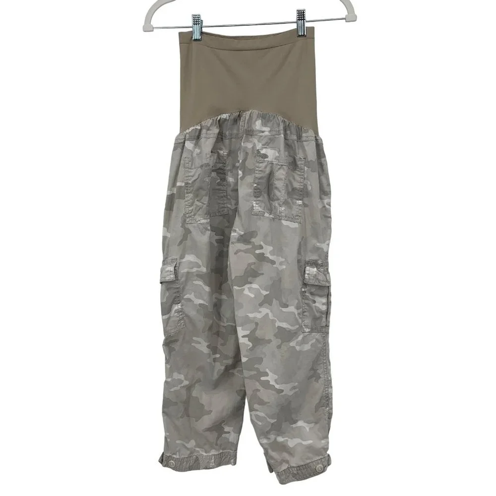 A Pea in the Pod Size Large Maternity Cropped Cargo Camouflage Casual Pants - Picture 6 of 9